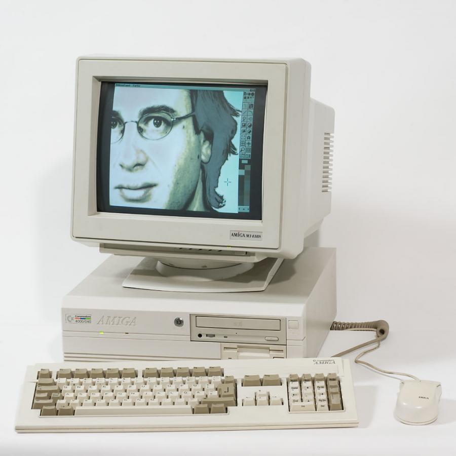 Commodore came out with the Amiga 4000 in 1993. It was the natural progres Commodore came out with the Amiga 4000 in 1993. It was the natural progres