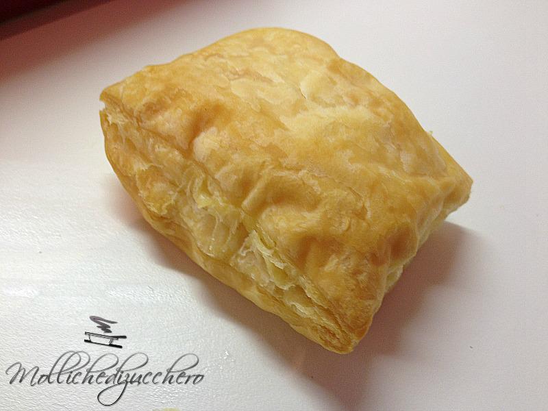 fagottini di sfoglia robiola e cotto