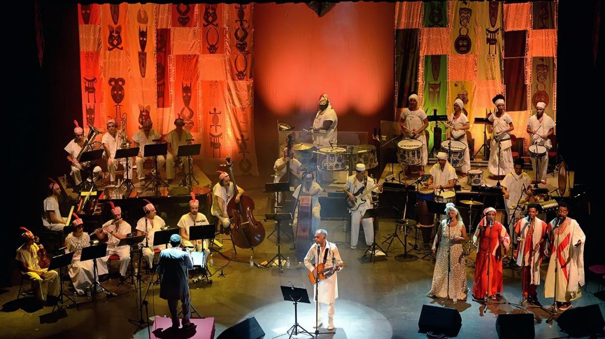 Gilberto Gil and Nucleo de Opera da Bahia