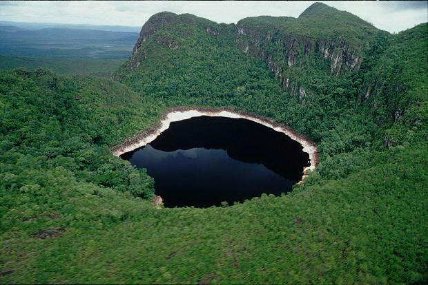 Lago Autana