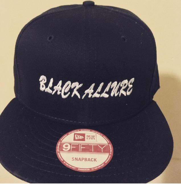 Black Allure SnapBack NB
