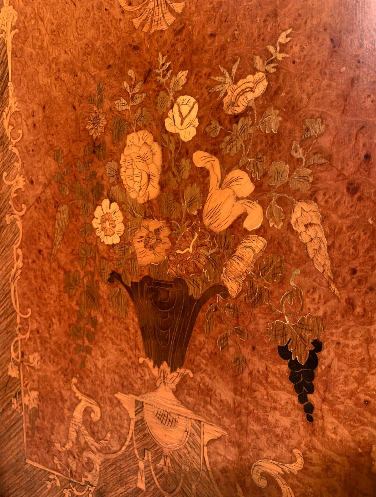 marquetry-cocktail-cabinet-detail