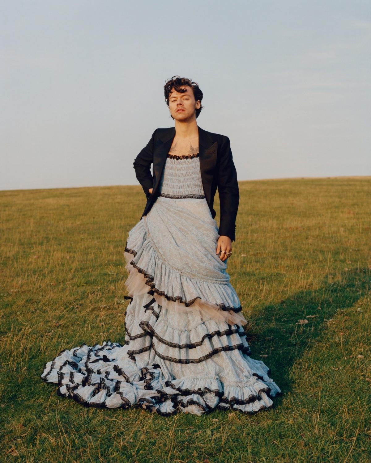 Harry Styles made history with an elegant Gucci gown on the Vogue US Cover in 2021