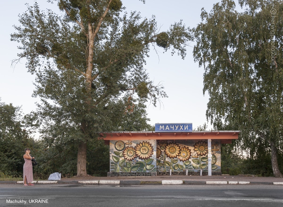 ussr-legacy-photos-of-soviet-bus-stops-by-christopher-herwig-14