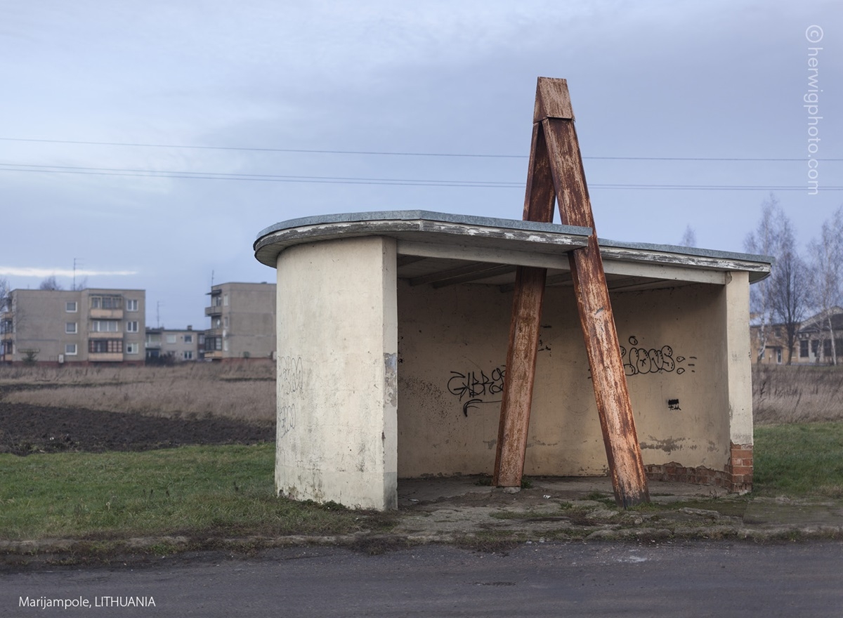 ussr-legacy-photos-of-soviet-bus-stops-by-christopher-herwig-33
