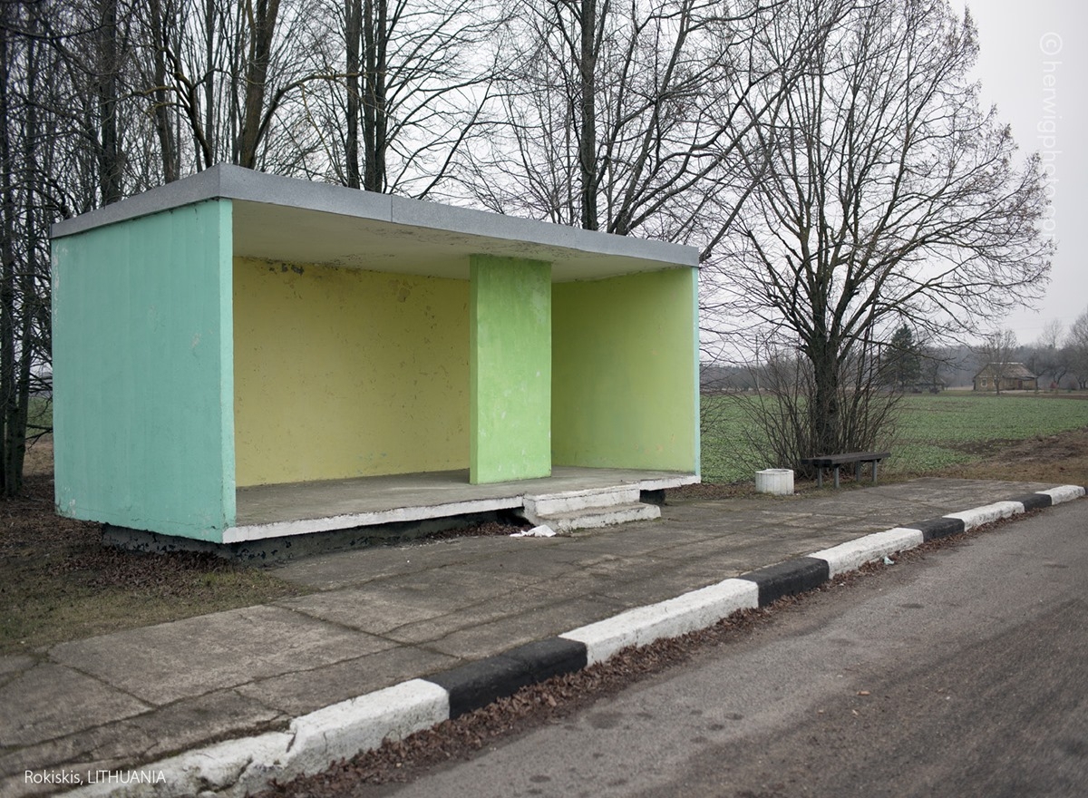 ussr-legacy-photos-of-soviet-bus-stops-by-christopher-herwig-36