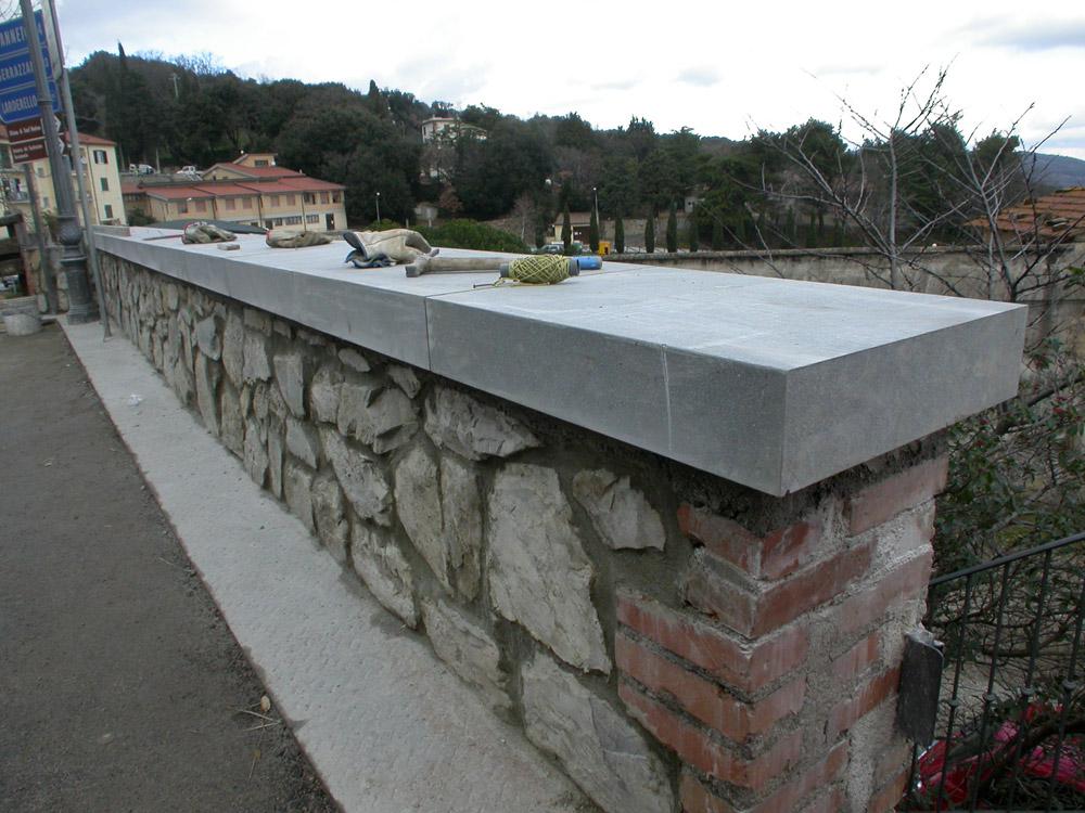 装饰线材 拱形的 Macigno di Greve石  精加工 di Monteverdi Marittimo
