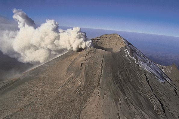 LOS VOLCANES