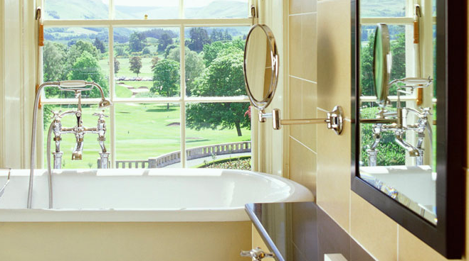 (Bath) Room with a view, Gleneagles
