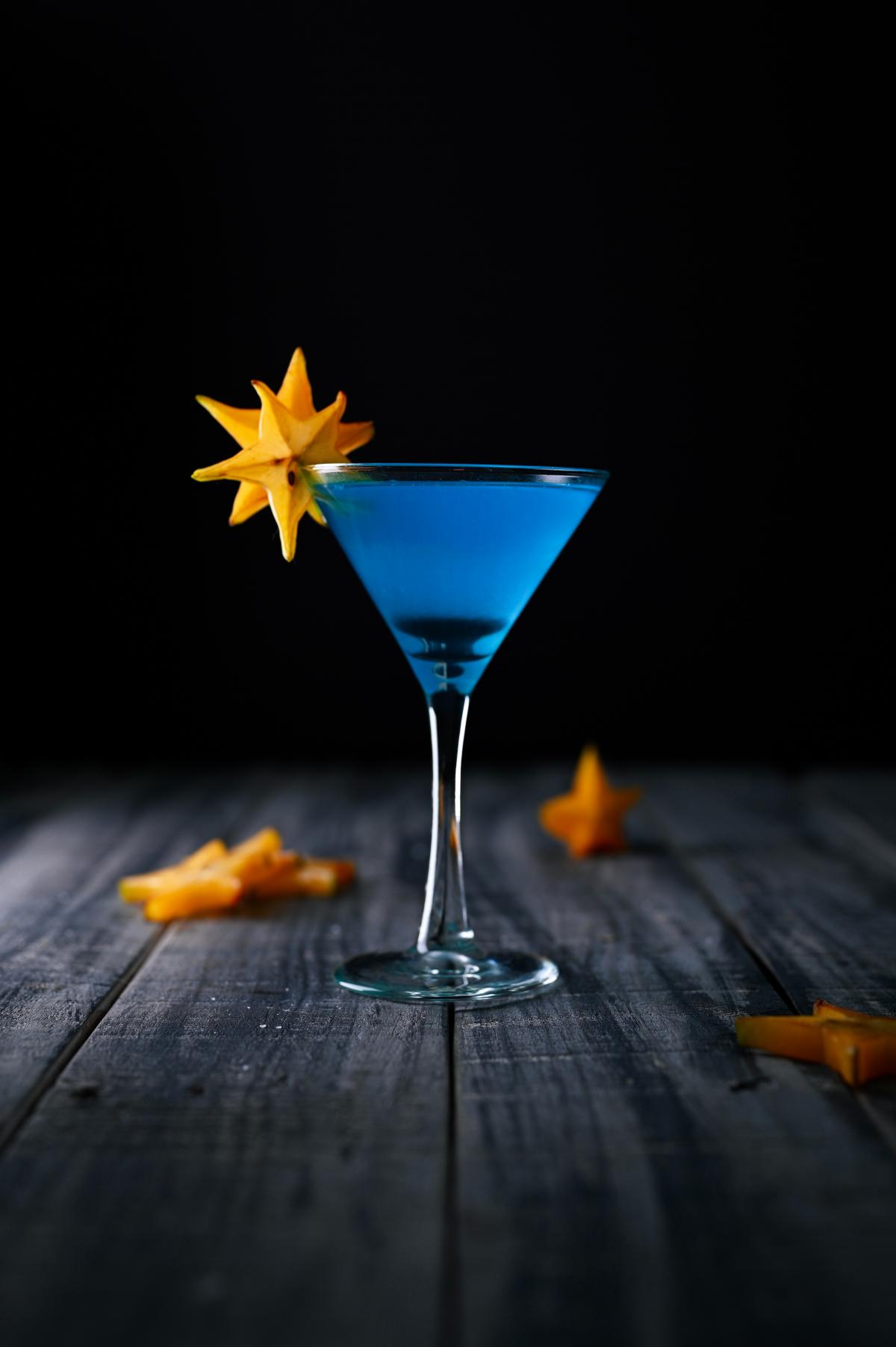 for LATE NIGHT COCKTAILS_Photo by Ram HO on Unsplash