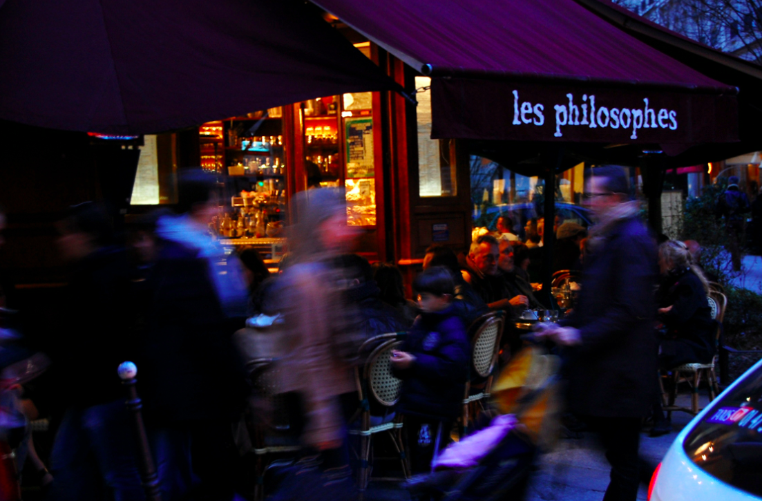 a crowded bar in paris